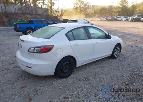 2012 Mazda Mazda3 I Sport z USA, uszkodzony, nr VIN JM1BL1UG4C1551687